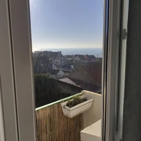 Calme A La Апартаменты Экиан-Пляж